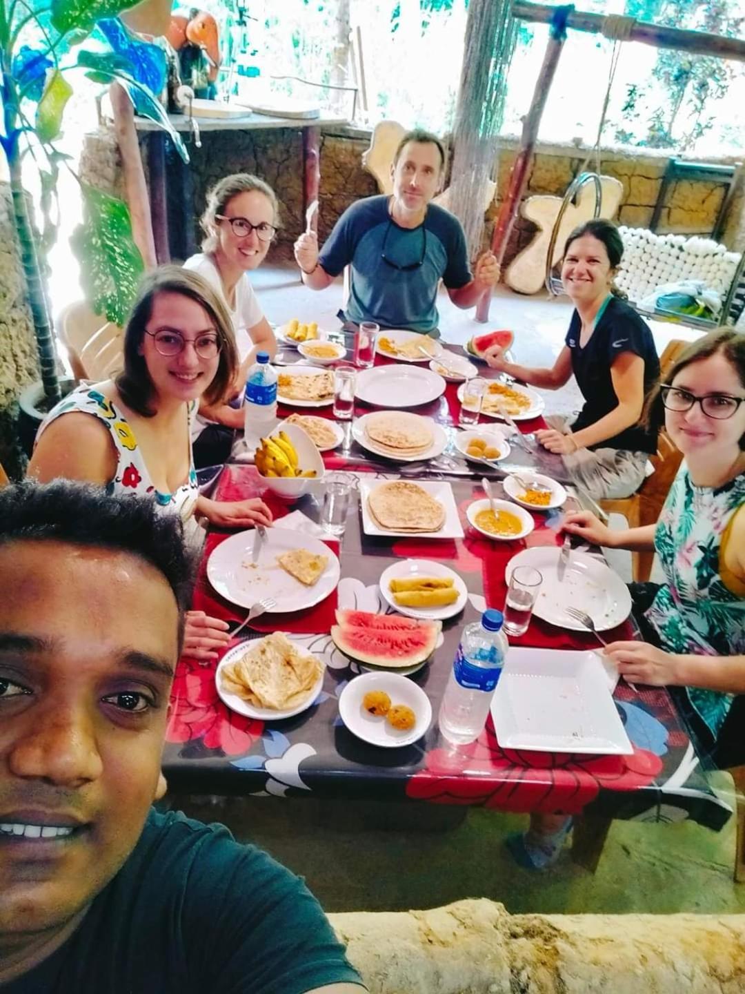 Peacock'S Paradise Safari Hostel اوداوالاوي المظهر الخارجي الصورة