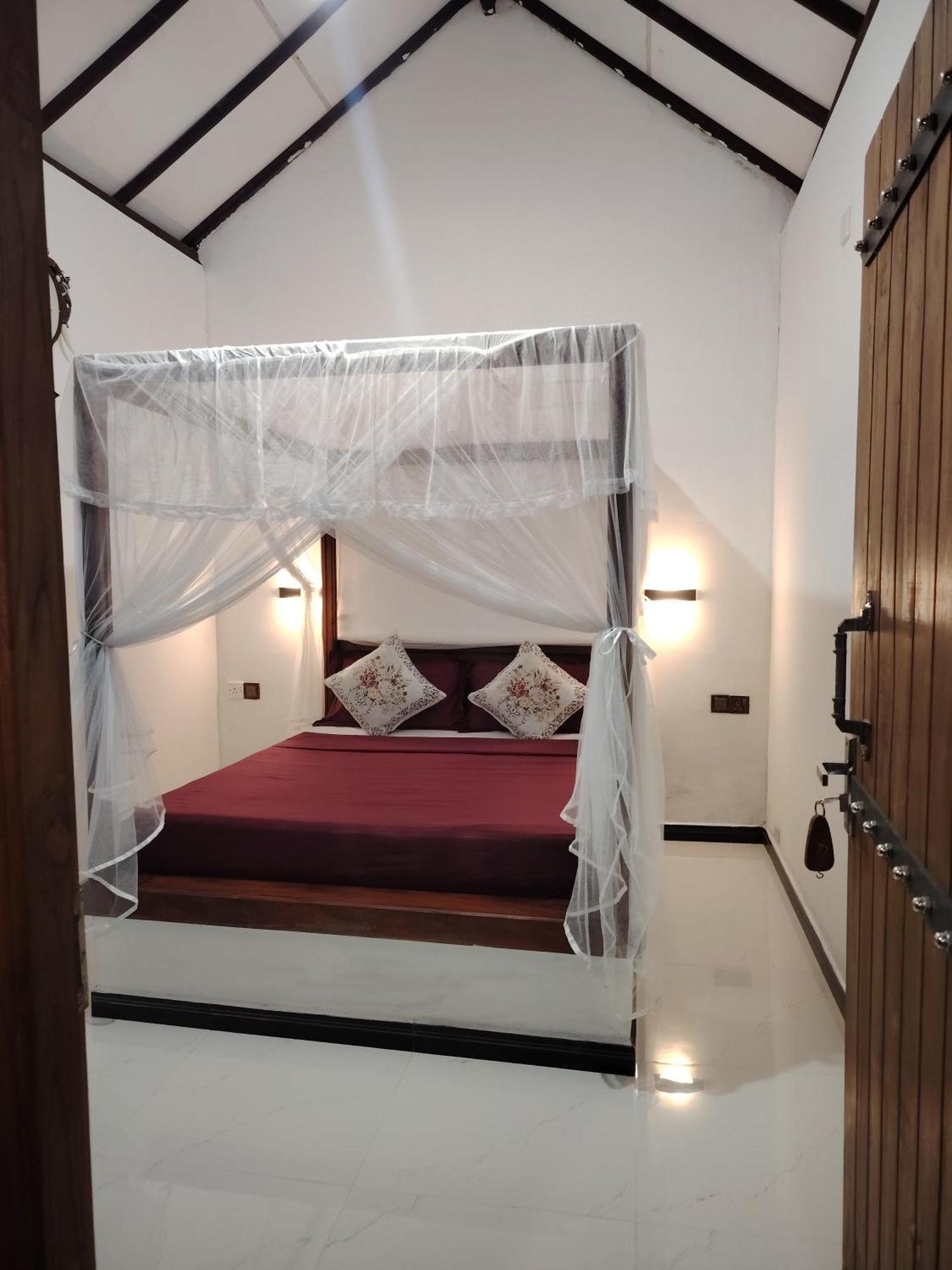 Peacock'S Paradise Safari Hostel اوداوالاوي المظهر الخارجي الصورة